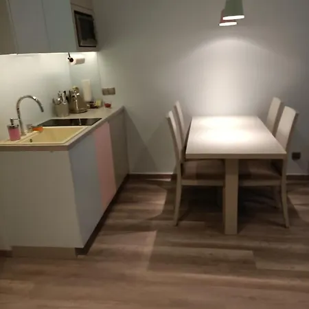 Ice Cream Apartman *